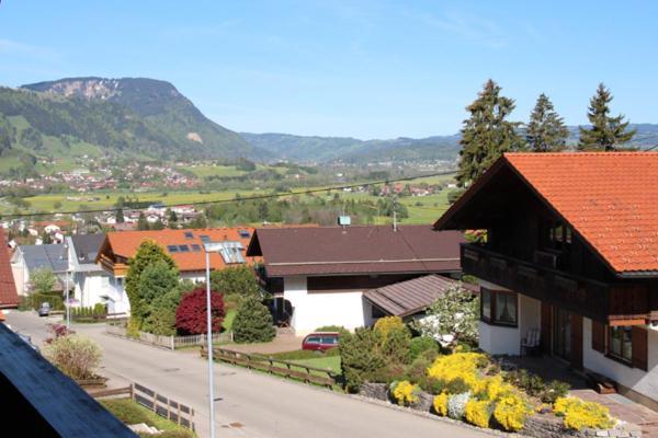 Chaletwohnung Allgaeutraum In Ruhiger Lage Von Burgberg Unterhalb Vom Gruenten Exterior photo